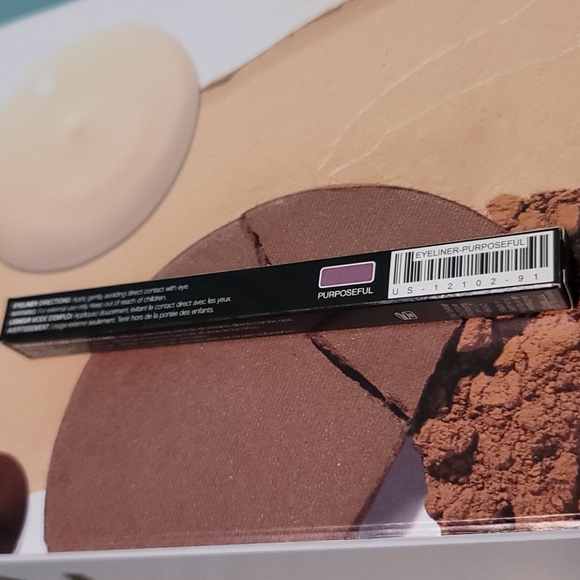 Moodstruck Precision Pencil Eyeliner - Picture 2 of 4